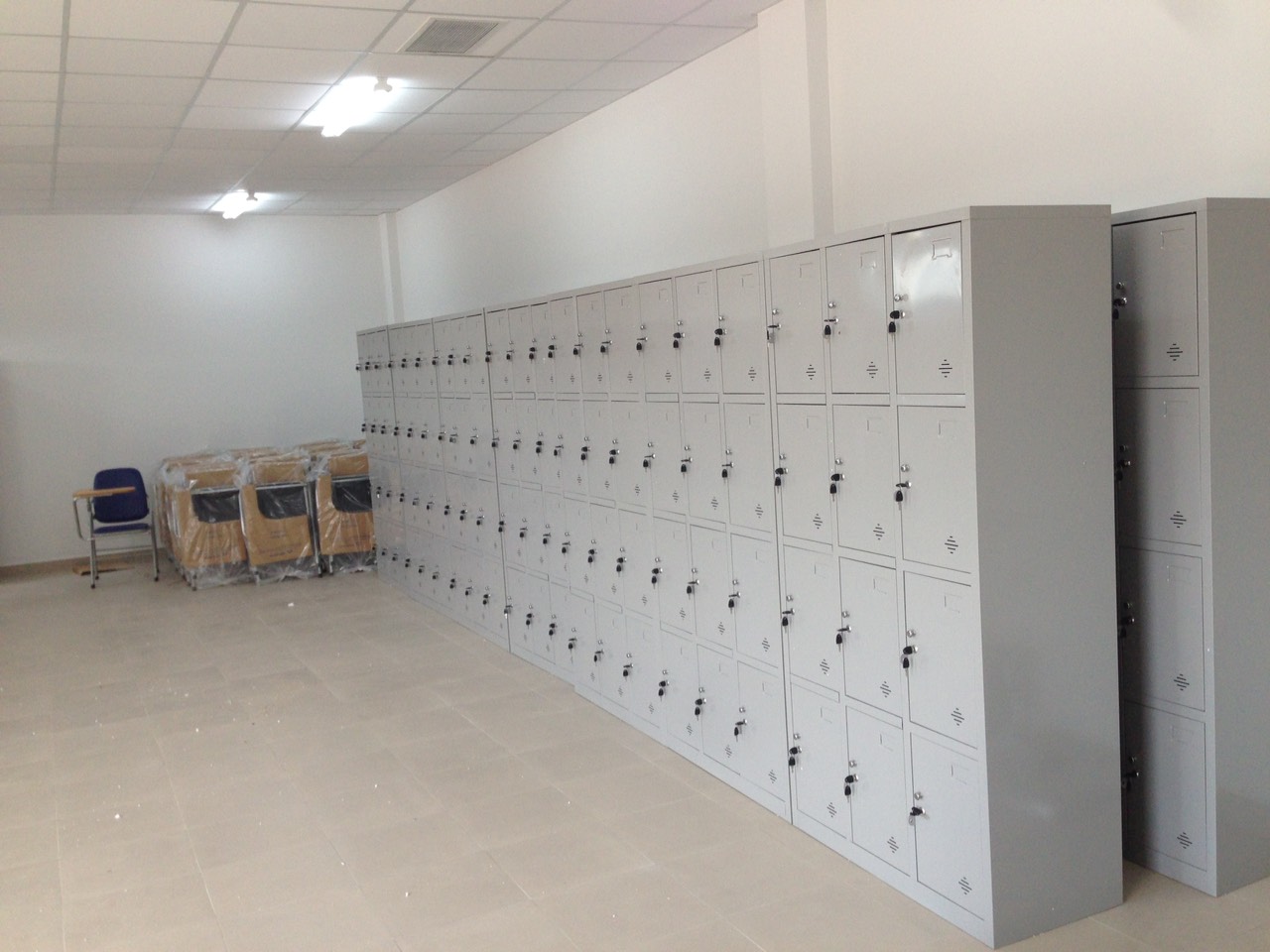 Tủ locker 12 ngăn hàn liền